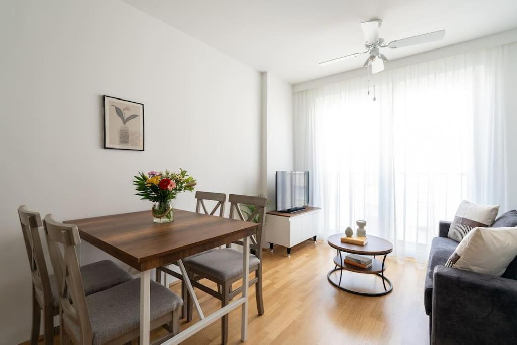 Trendy 1Br, Direct City Access By Hm Вена Экстерьер фото