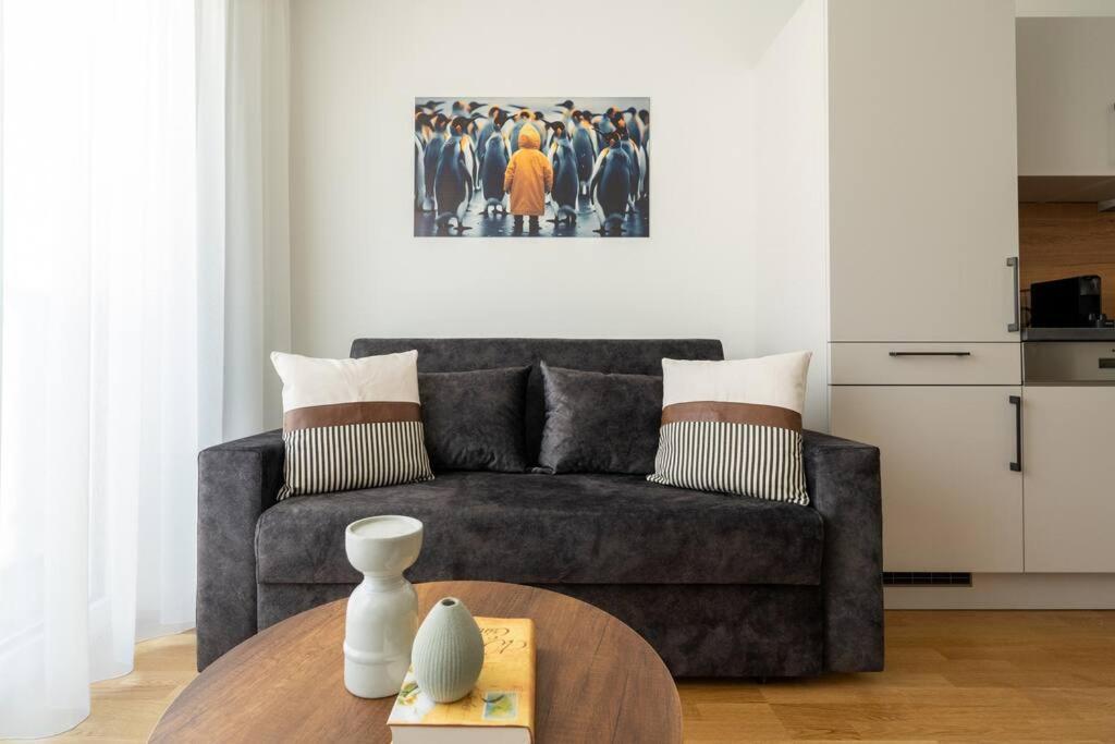 Trendy 1Br, Direct City Access By Hm Вена Экстерьер фото